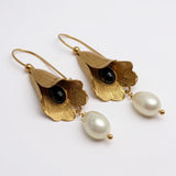 ORECCHINI PICCOLA CALLA CON ONICE