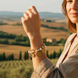 BRACCIALE CON PERLE E SIGILLI